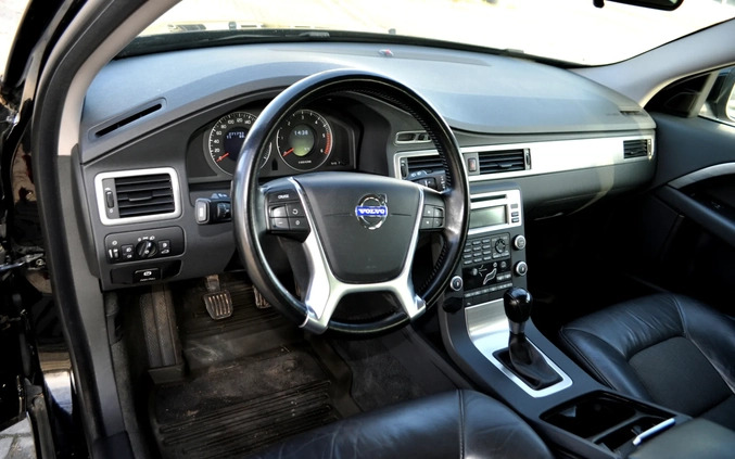Volvo V70 cena 25900 przebieg: 271000, rok produkcji 2010 z Myszków małe 631
